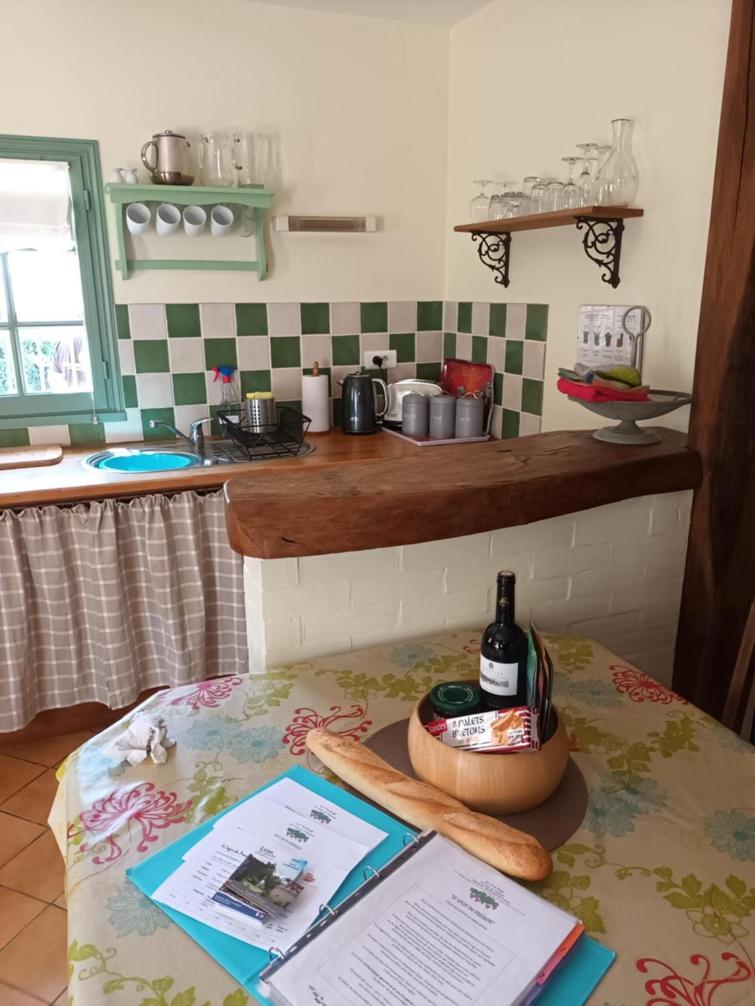 Le Logis Du Pressoir Self Catering Gites In Beautiful 18Th Century Estate In The Heart Of The Loire Valley With Heated Pool And Extensive Grounds. Les Bois-d'Anjou Oda fotoğraf