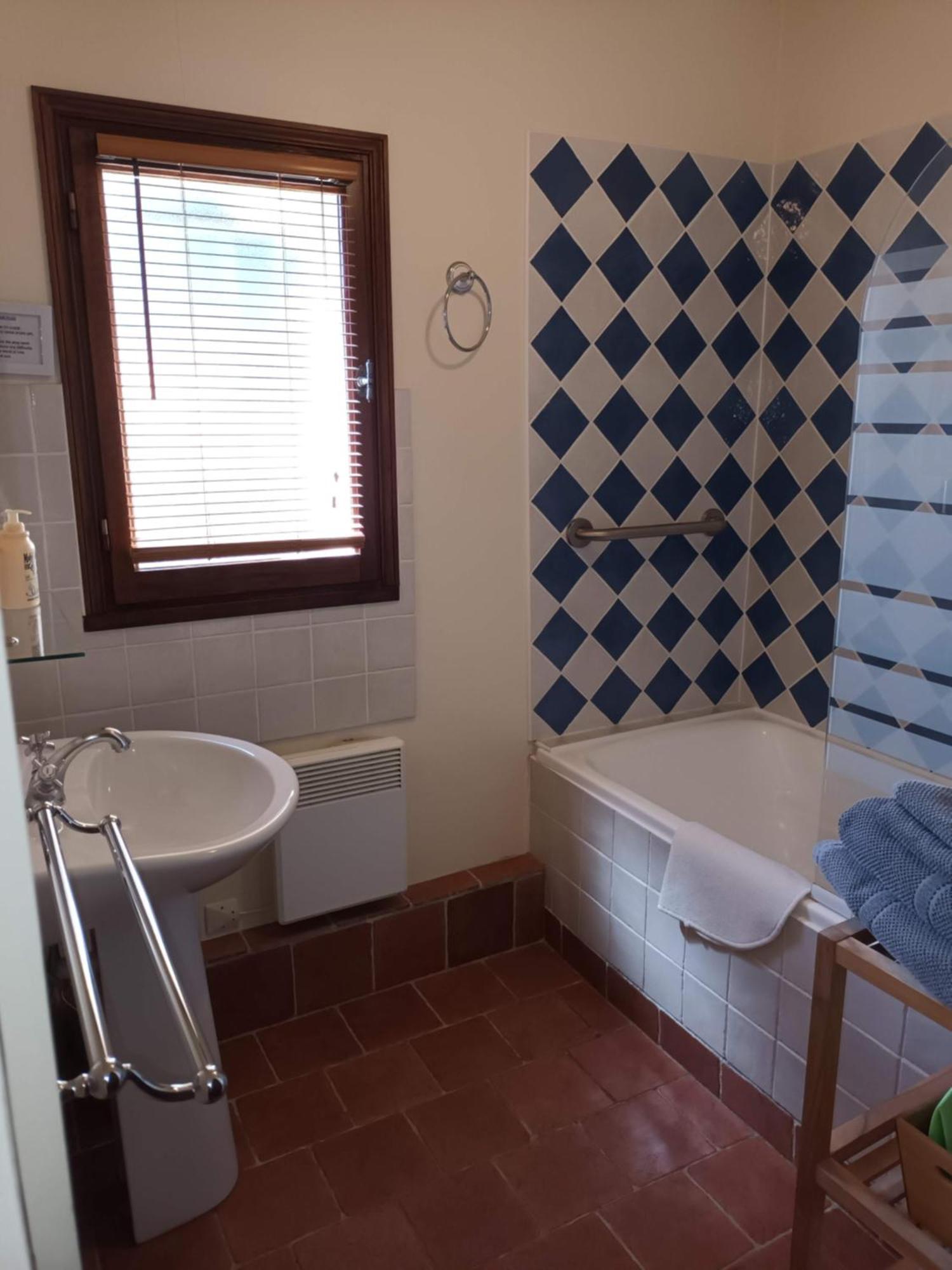 Le Logis Du Pressoir Self Catering Gites In Beautiful 18Th Century Estate In The Heart Of The Loire Valley With Heated Pool And Extensive Grounds. Les Bois-d'Anjou Oda fotoğraf